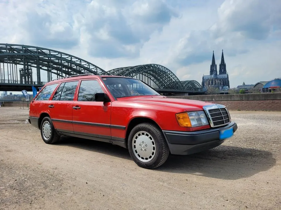 Mercedes-Benz W124