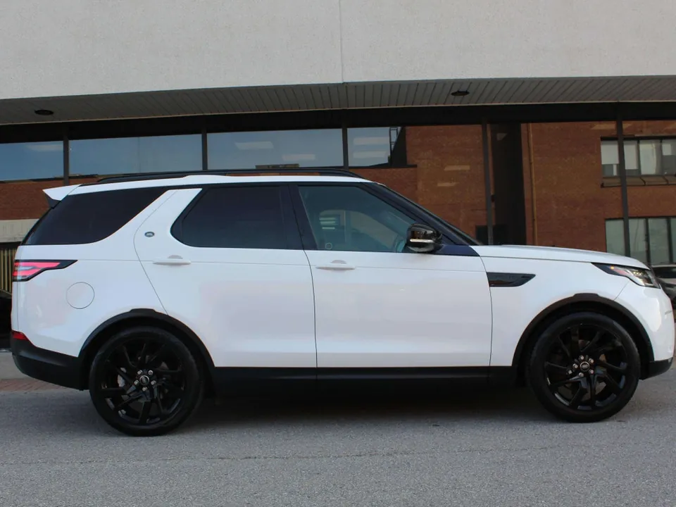 Land Rover Discovery 2018 photo 2