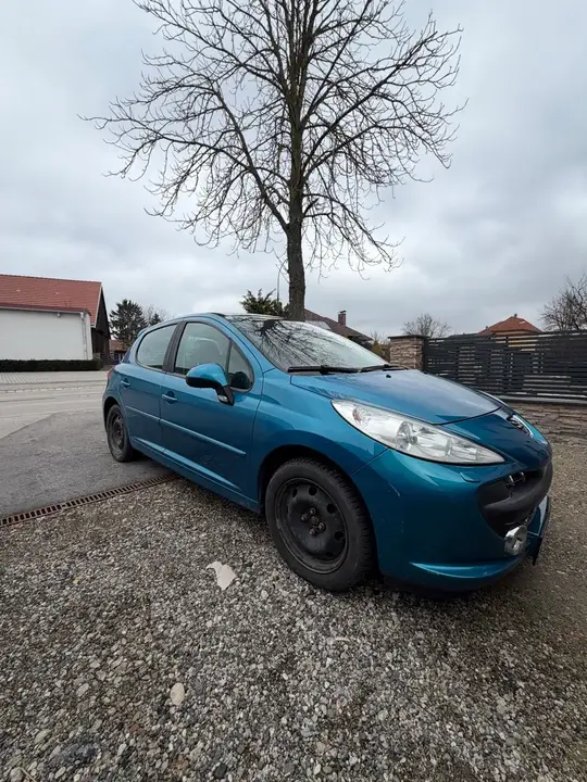 Peugeot 207 2007 photo 3