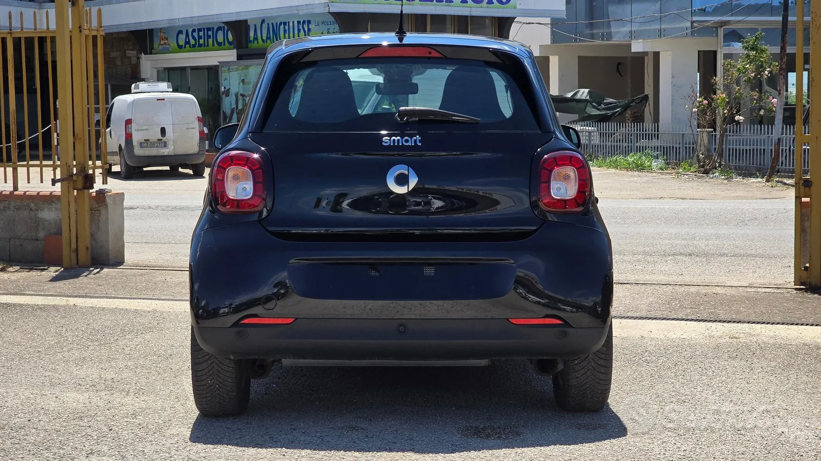 Smart Forfour 2016 photo 5