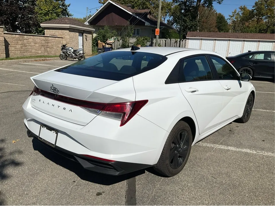 Hyundai Elantra 2021 photo 3