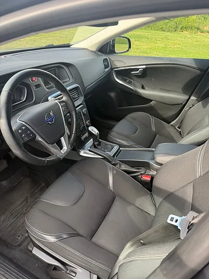 Volvo V40 2013 photo 5
