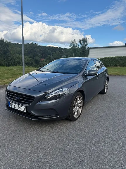 Volvo V40