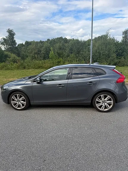 Volvo V40 2013 photo 3