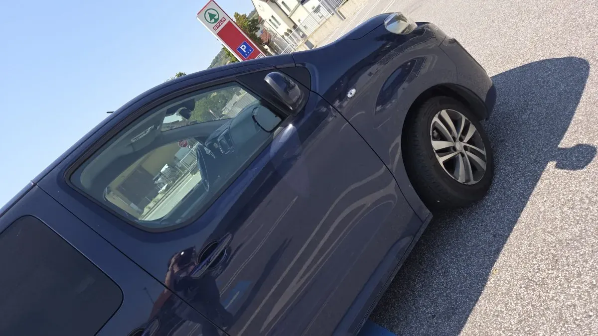 Peugeot Traveller 2018 photo 3