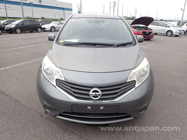 Nissan Note 2014 photo 5