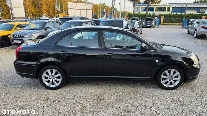 Toyota Avensis 2003 photo 5