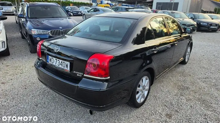 Toyota Avensis 2003 photo 3