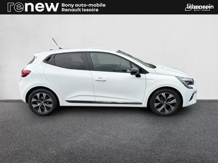 Renault Clio 2023 photo 3