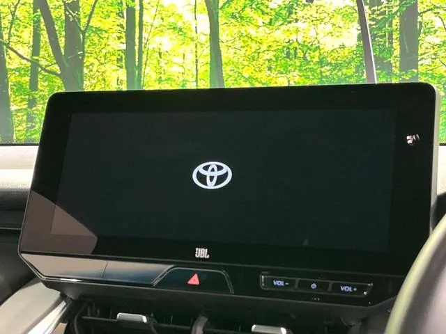 Toyota Hailla Hybrid Z 2024 photo 3
