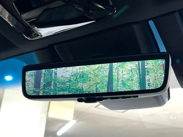Toyota Hailla Hybrid Z 2024 photo 5