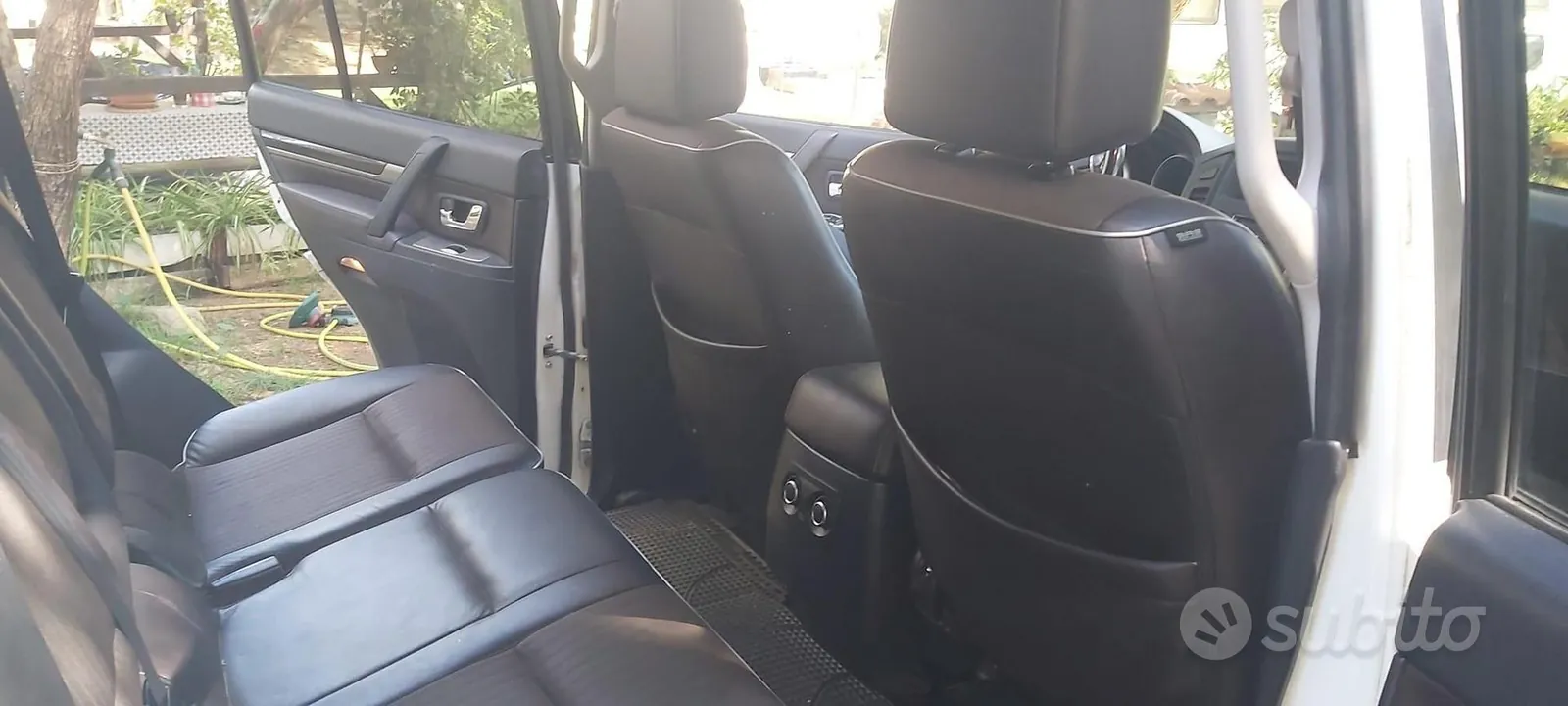Hino Pajero Sport 2010 photo 5