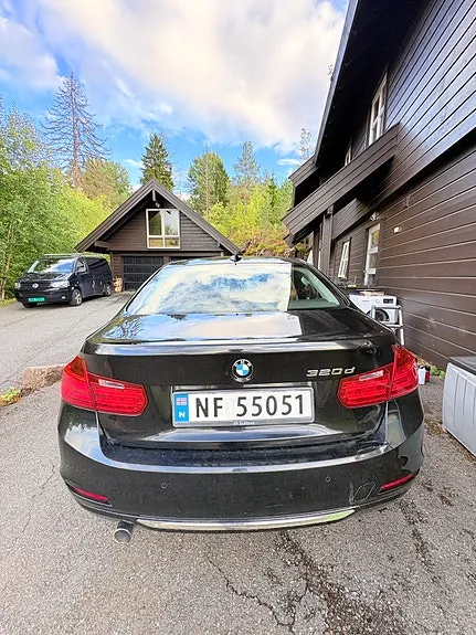 BMW 320D 2012 photo 4