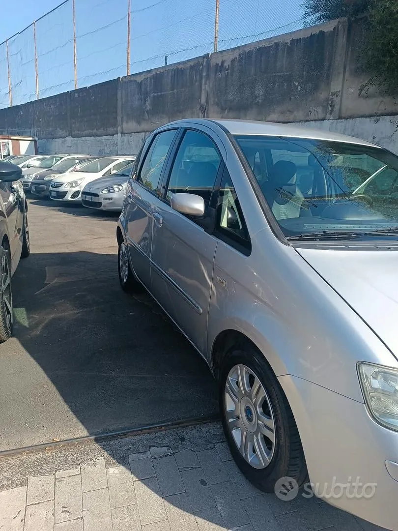 Fiat Idea 2006 photo 3