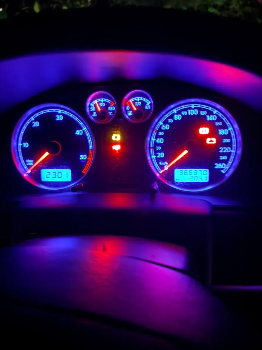 Volkswagen Passat 2001 photo 3