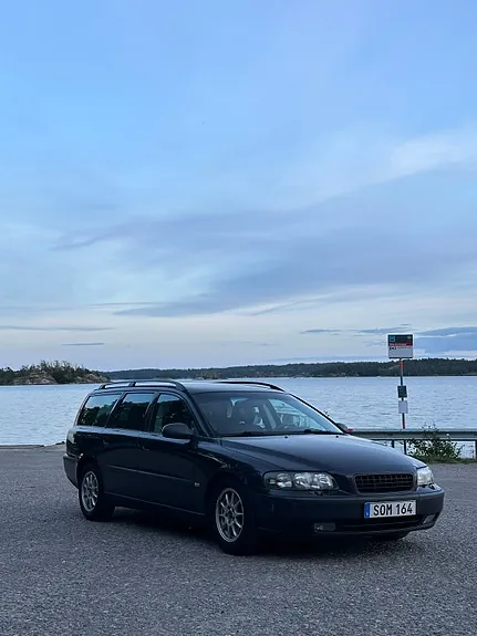 Volvo V70 2001 photo 2
