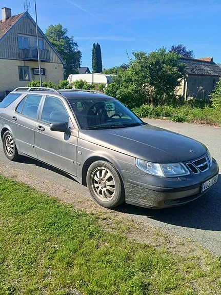 Saab 9-5 2005 photo 2