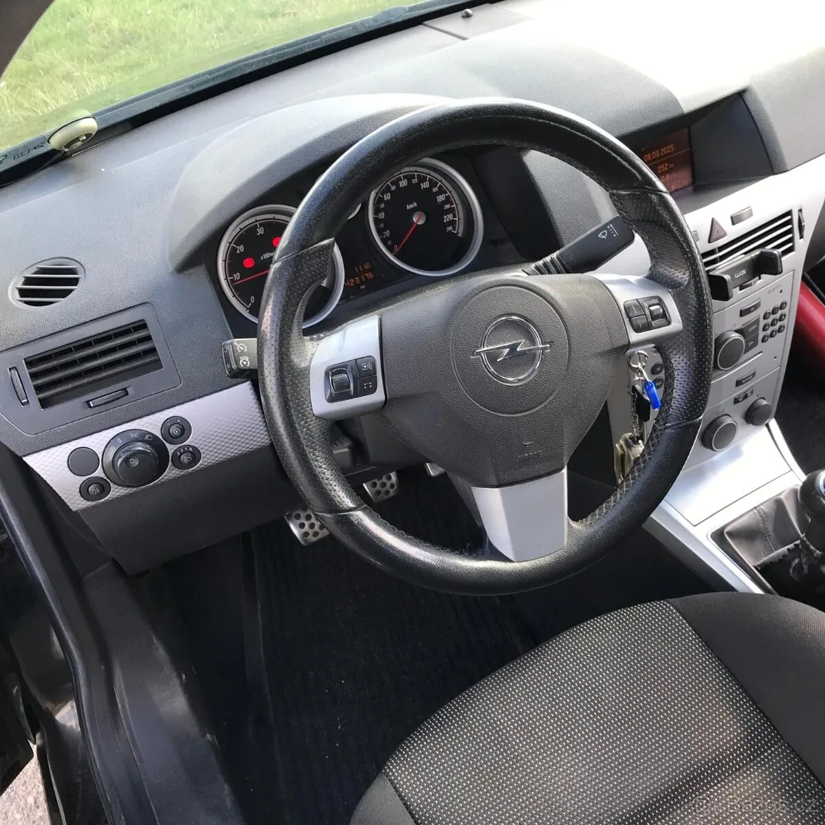 Opel Astra 2006 photo 3