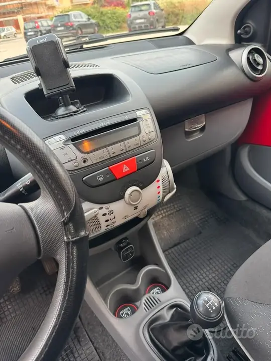 Peugeot 107 2009 photo 5