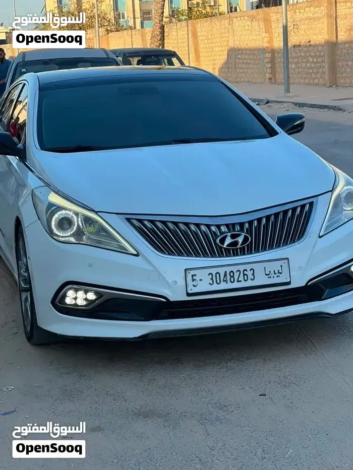 Hyundai Azera 2012 photo 2