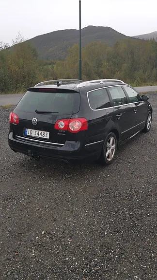 Volkswagen Passat 2010 photo 5