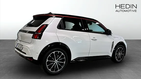 Renault 5 E-Tech 2027 photo 2