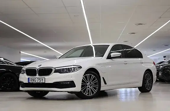 BMW 530E