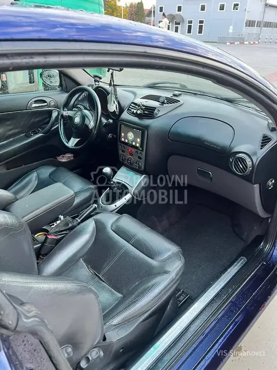 Alfa Romeo Gt 2009 photo 4