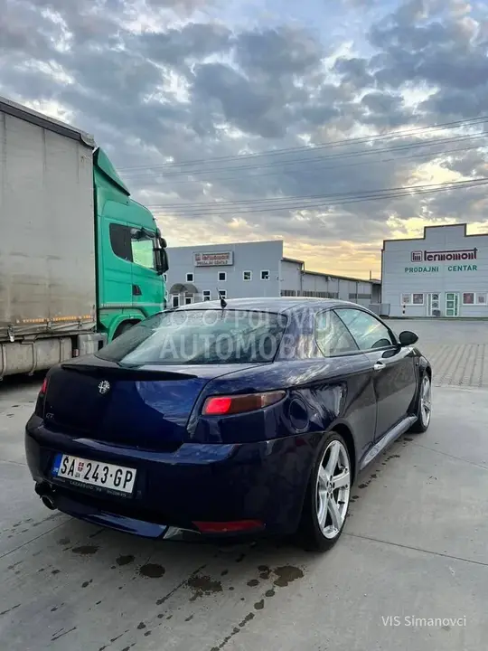 Alfa Romeo Gt 2009 photo 5