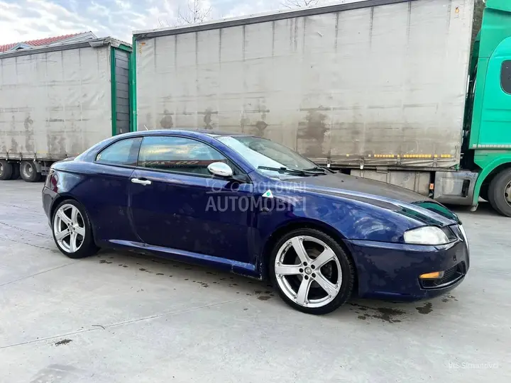Alfa Romeo Gt 2009 photo 3