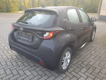 Toyota Yaris 2025 photo 3