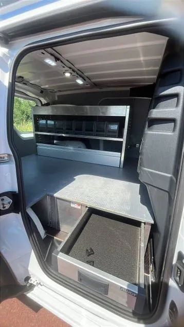 Volkswagen Caddy Maxi 2023 photo 3