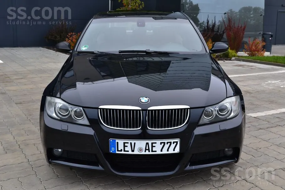 BMW 325 2008 photo 2