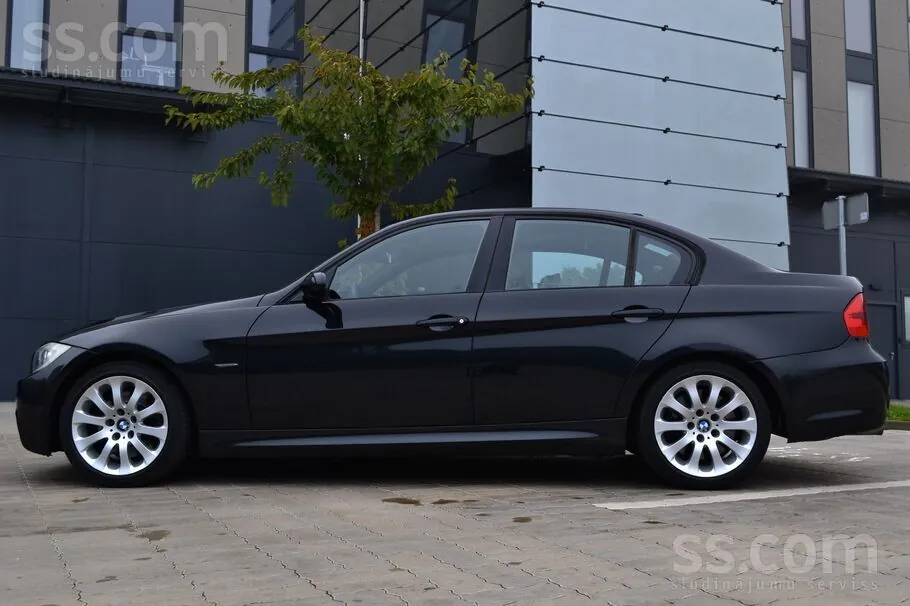 BMW 325 2008 photo 5