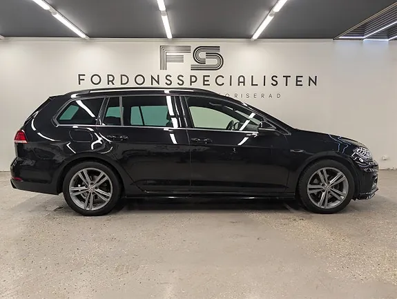 Volkswagen Golf I 2020 photo 2