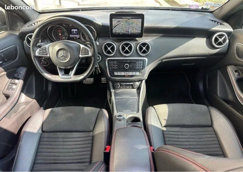 Mercedes-Benz A-Class 2016 photo 3