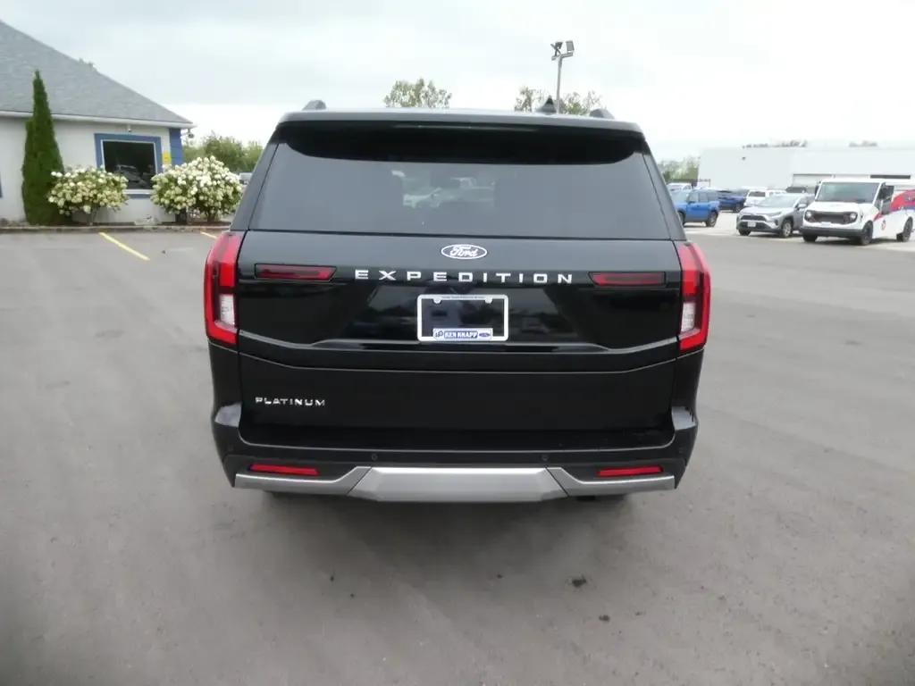 Ford Expedition 2025 photo 4