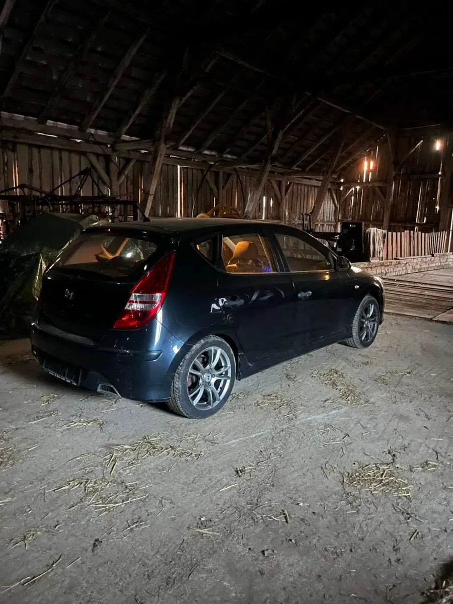 Hyundai I30 2010 photo 3