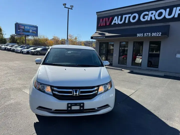Honda Odyssey 2016 photo 2