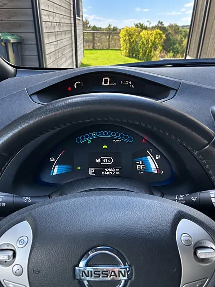 Nissan Leaf 2015 photo 5