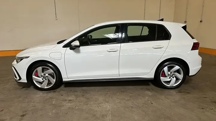 Volkswagen Golf 2021 photo 3