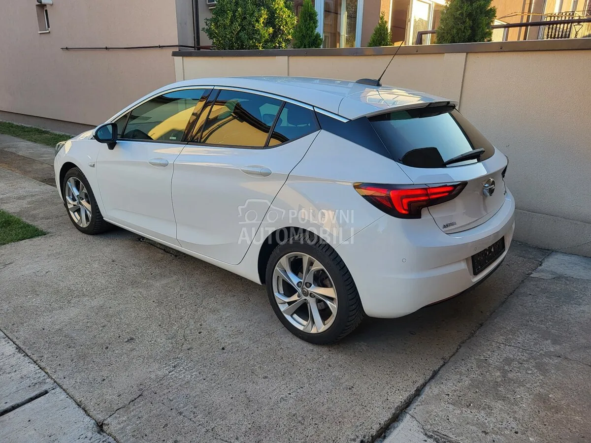 Opel Astra K 2015 photo 4