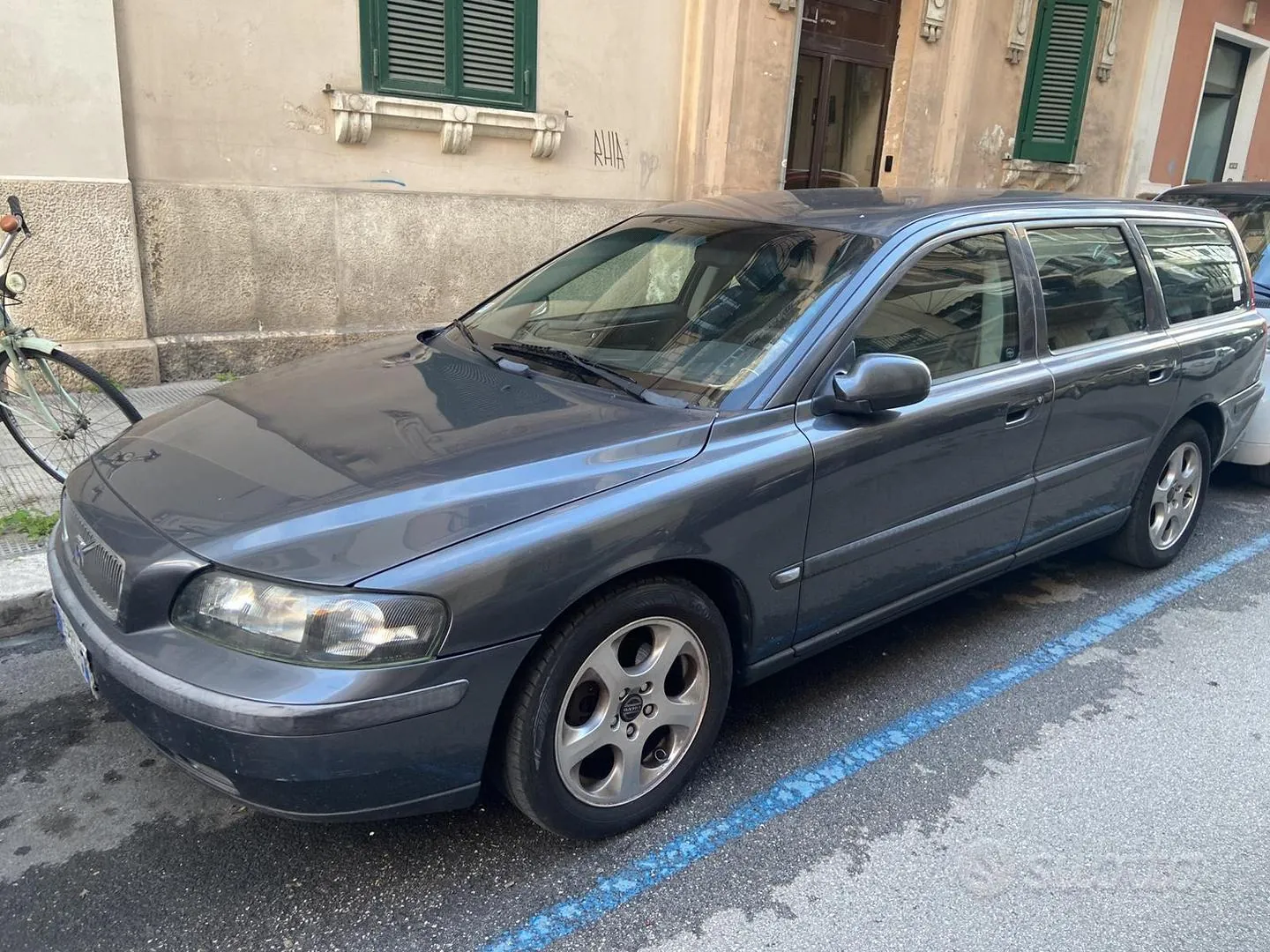 Volvo V70 2003 photo 2