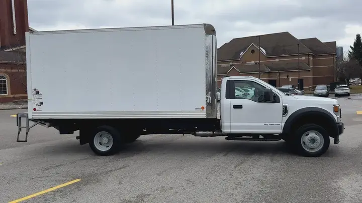 Ford F-450 2021 photo 2