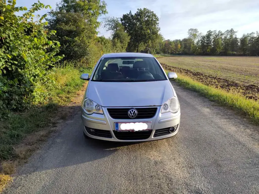 Volkswagen Polo 2005 photo 3