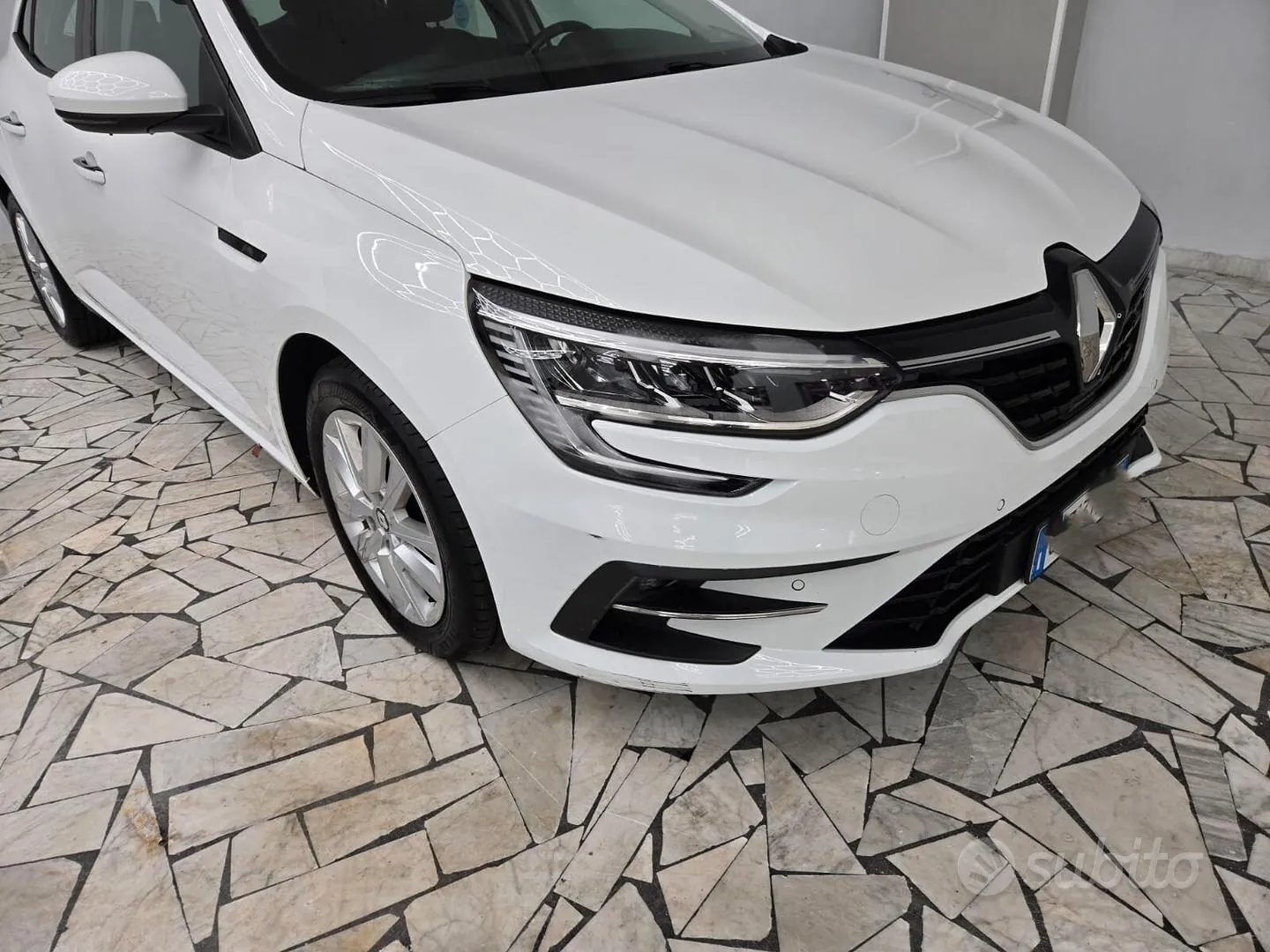 Renault Megane 2022 photo 3