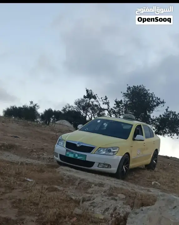 Skoda Octavia 2011 photo 2