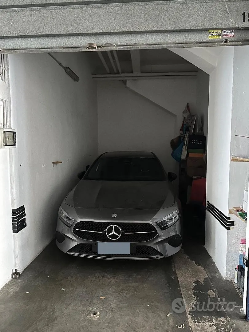 Mercedes-Benz A 180 2023 photo 5