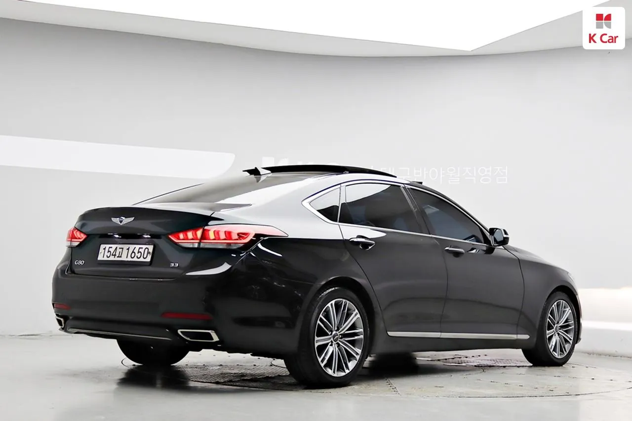 Genesis G80 2019 photo 4