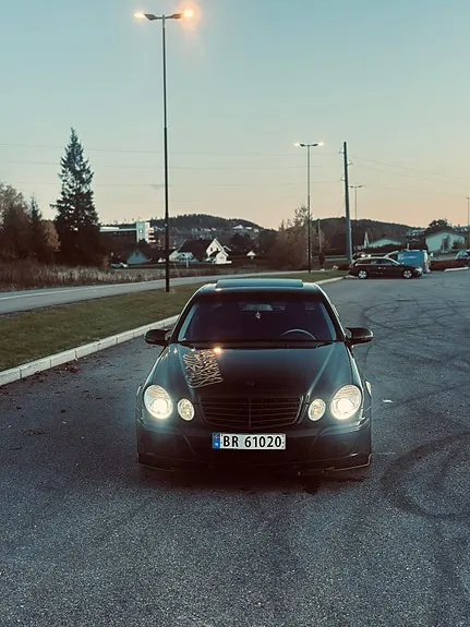 Mercedes-Benz E320 2006 photo 5